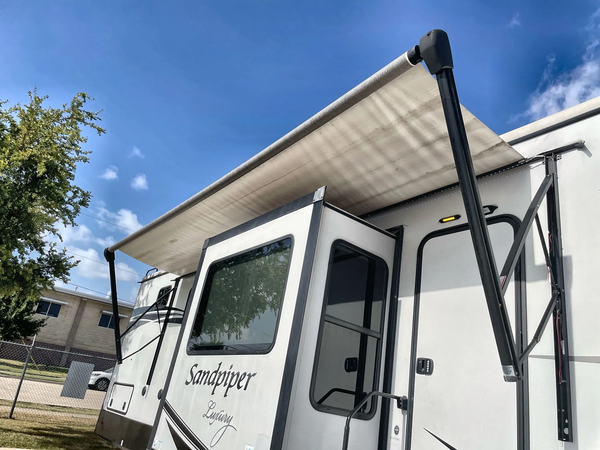 2022 Forest River Sandpiper 391FLRB - Photo 4