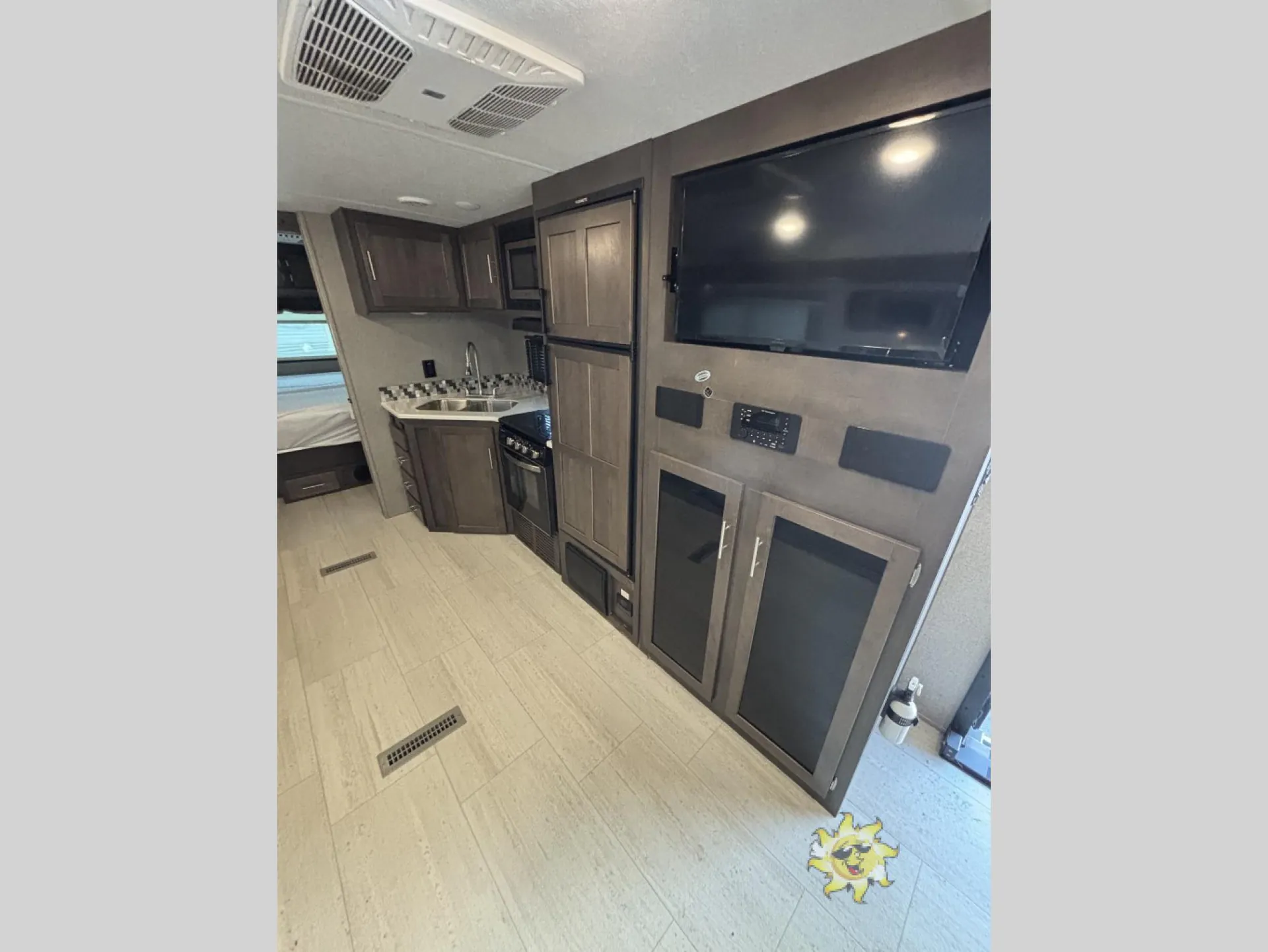 2020 Forest River Rockwood Ultra Lite 2706WS — Photo 5