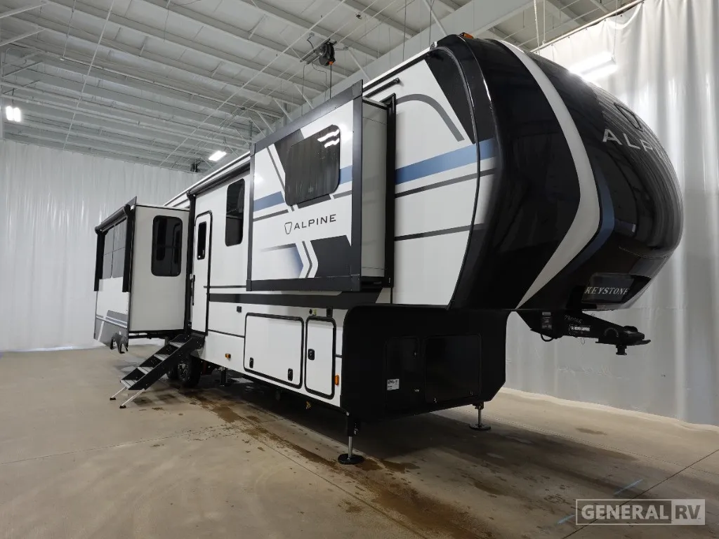 2026 Keystone Alpine 3303CK - Photo 2