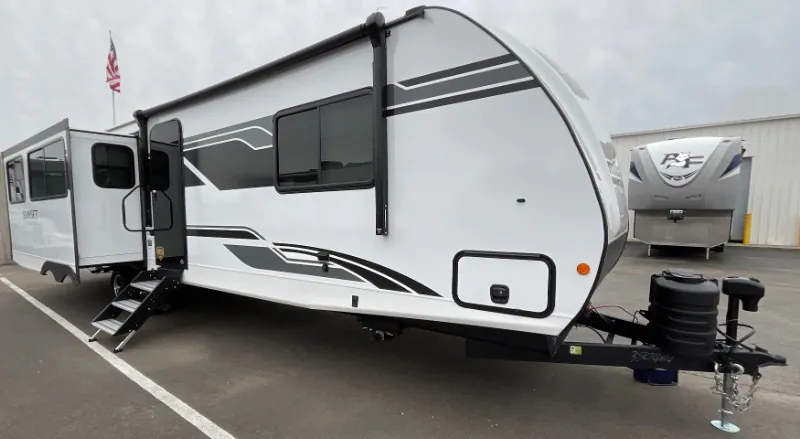 2025 CrossRoads Sunset Trail Super Lite 330SI - Photo 2