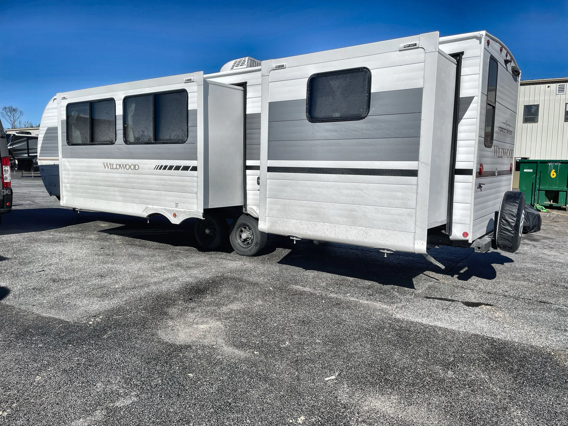 2026 Forest River Wildwood 32BHDS — off campside