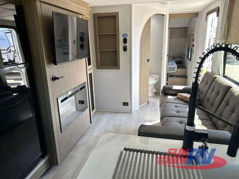 2025 Forest River RV Salem 24VIEWX - Photo 2