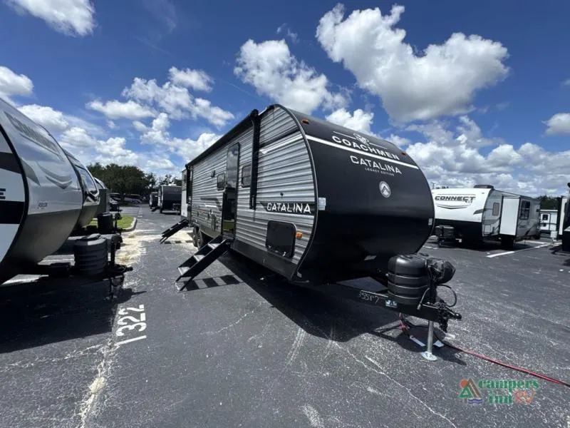 2026 Coachmen Catalina Legacy 323BHDSCK - Photo 2