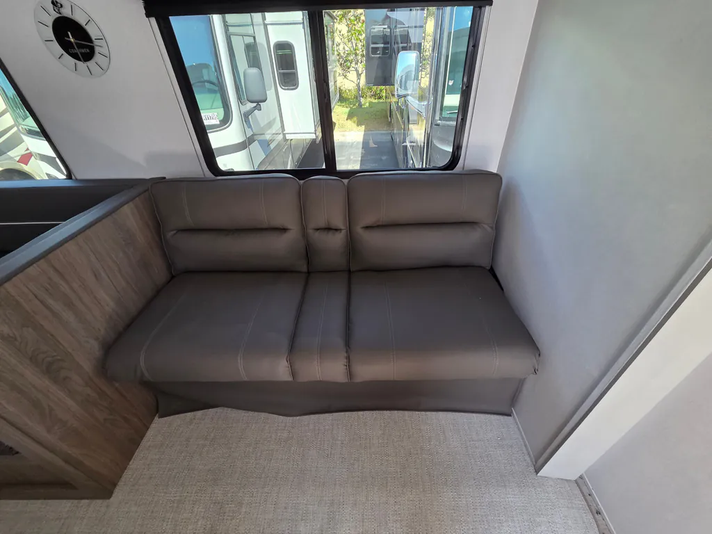 2026 Coachmen Freedom Express Select 30SE, Photos photo 19
