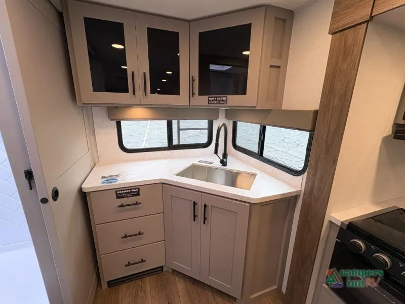 2026 Alliance RV Delta ML226 - Photo 4
