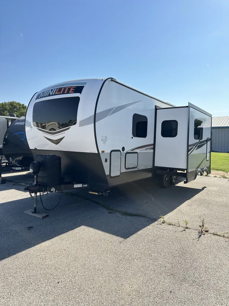 2022 Forest River Rockwood Mini Lite 2514S - Photo 2