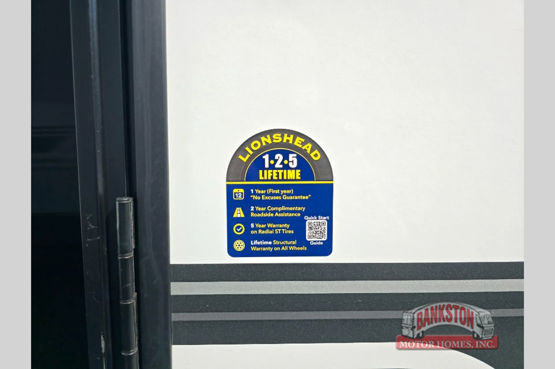 2027 Forest River Sabre 36FLX — Photo 6