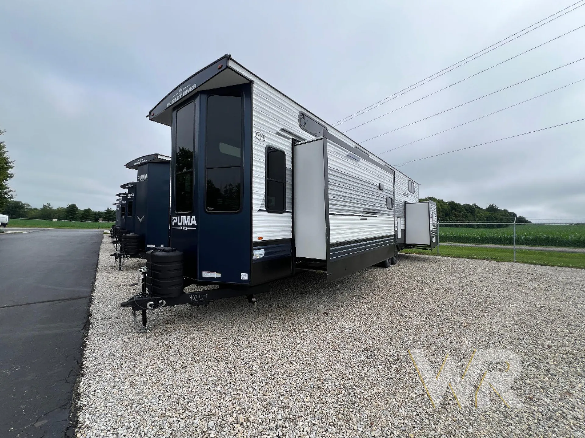 2027 Forest River Puma Vista 402LFT — Photo 6