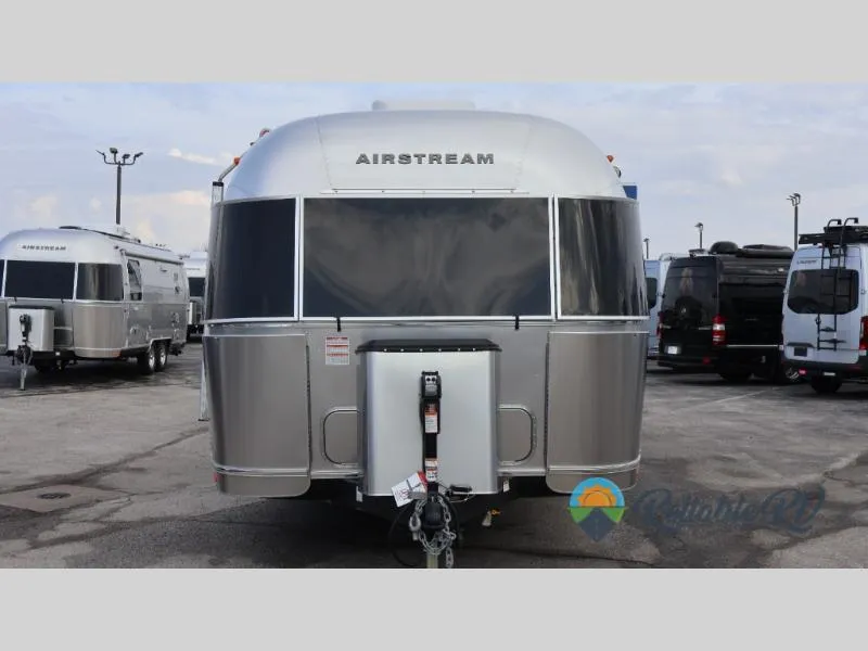 2026 Airstream Globetrotter 27FB - Photo 3