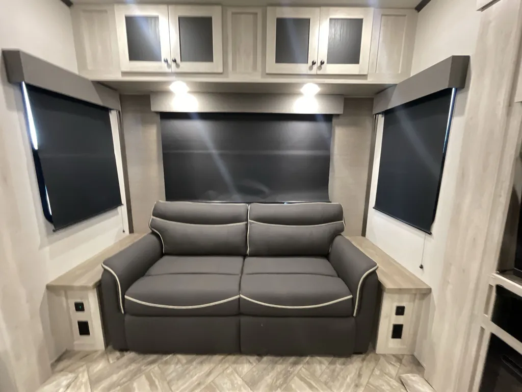 2023 Forest River Wildcat 369MBL, Photos photo 24