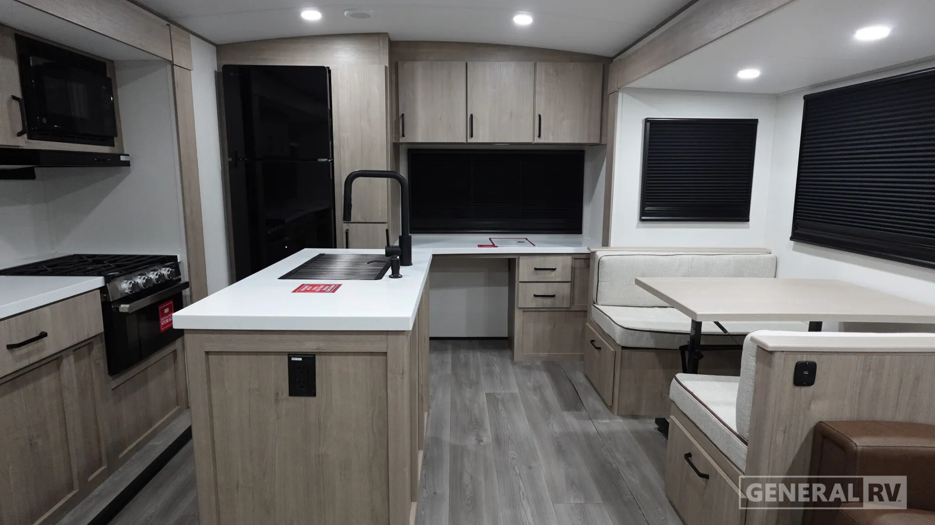 2026 Grand Design Imagine 2670MK - Photo 3