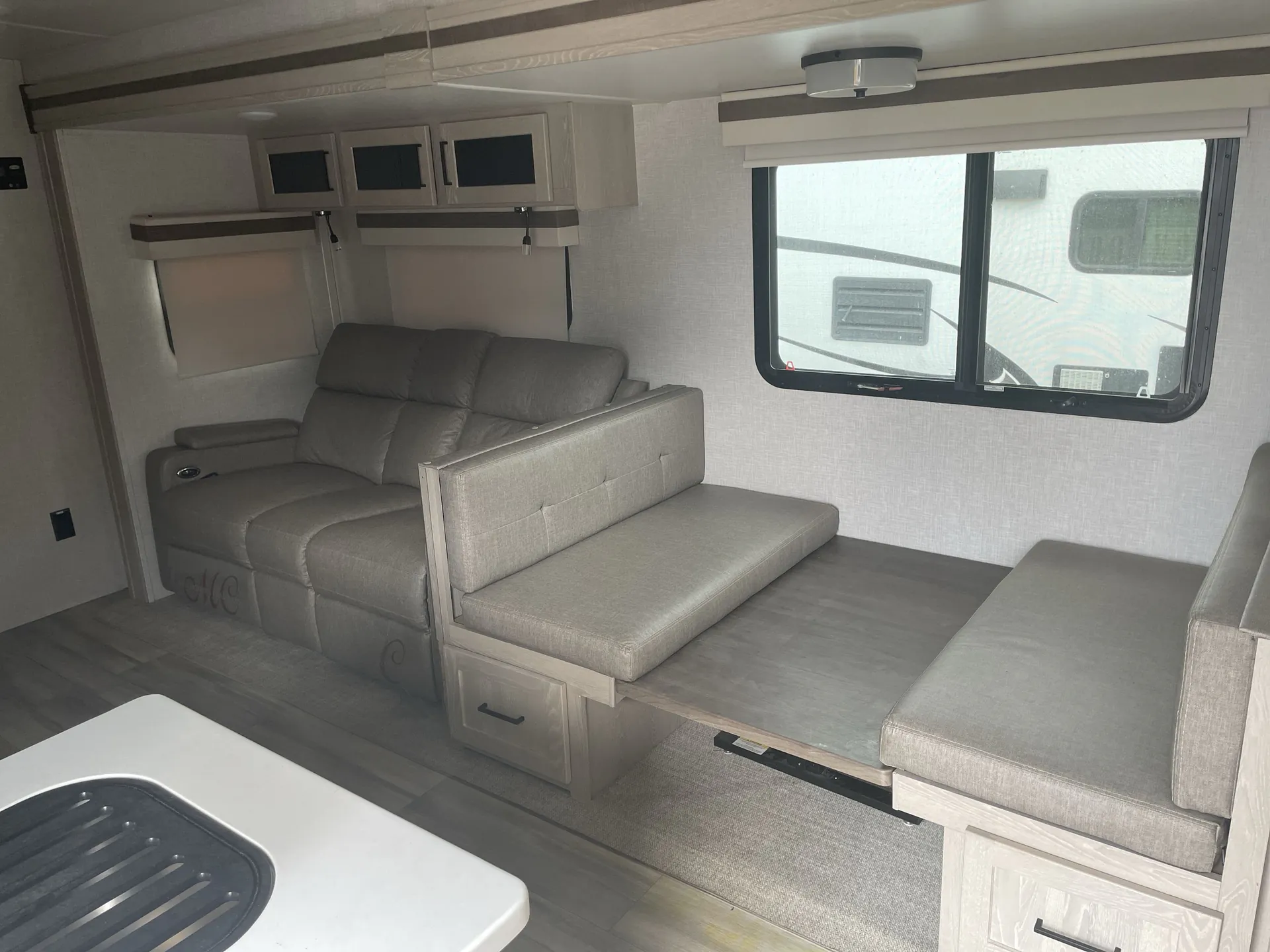 2023 Forest River Rockwood Ultra Lite 2912BS — living area main