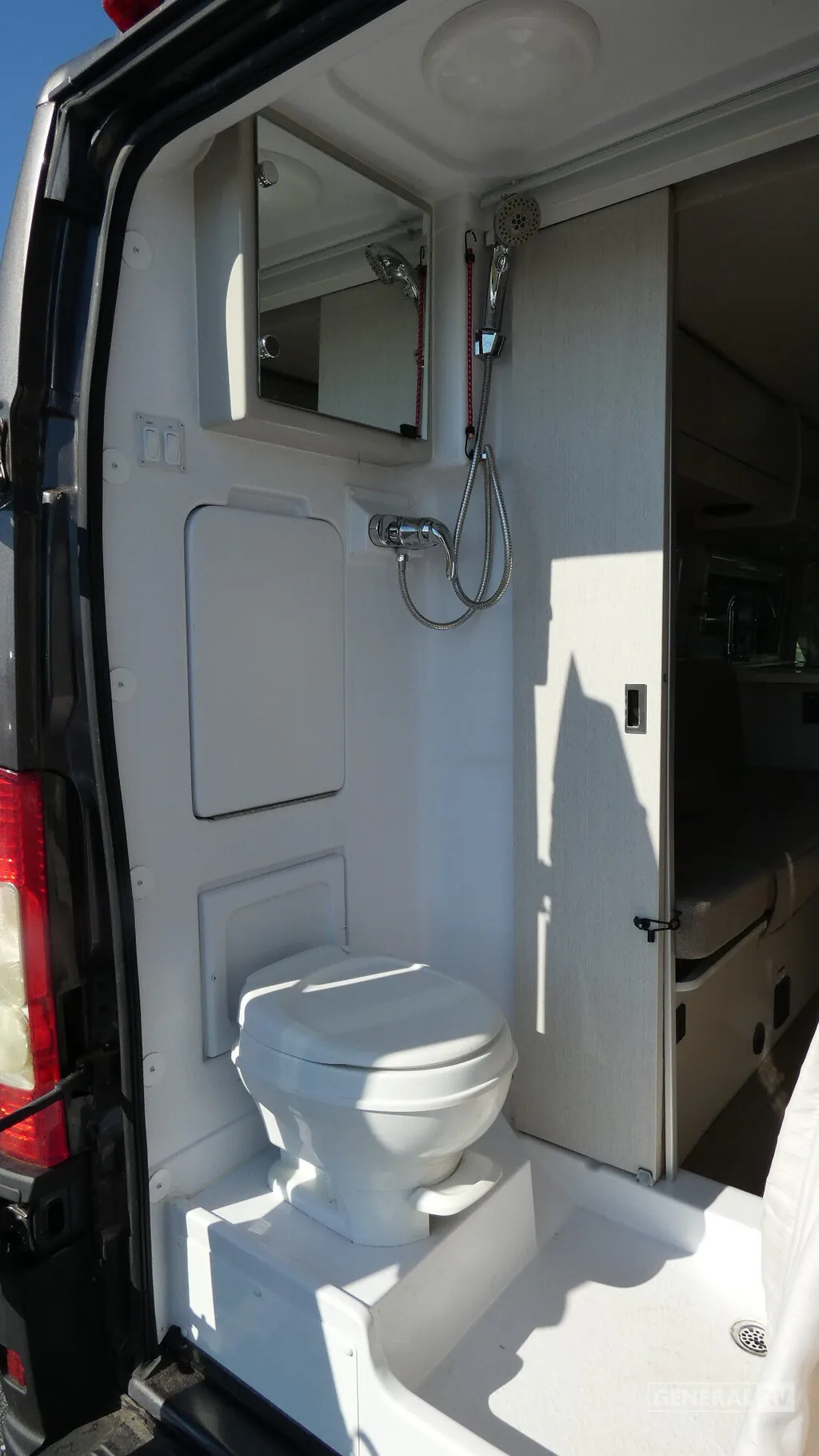 2021 Thor Motor Coach Tellaro 20LT, Photos photo 24