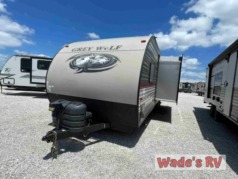 2018 Forest River Cherokee Grey Wolf 26DBH - Photo 4
