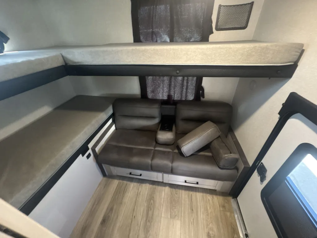 2026 Jayco Jay Feather 29QBH, Photos photo 16
