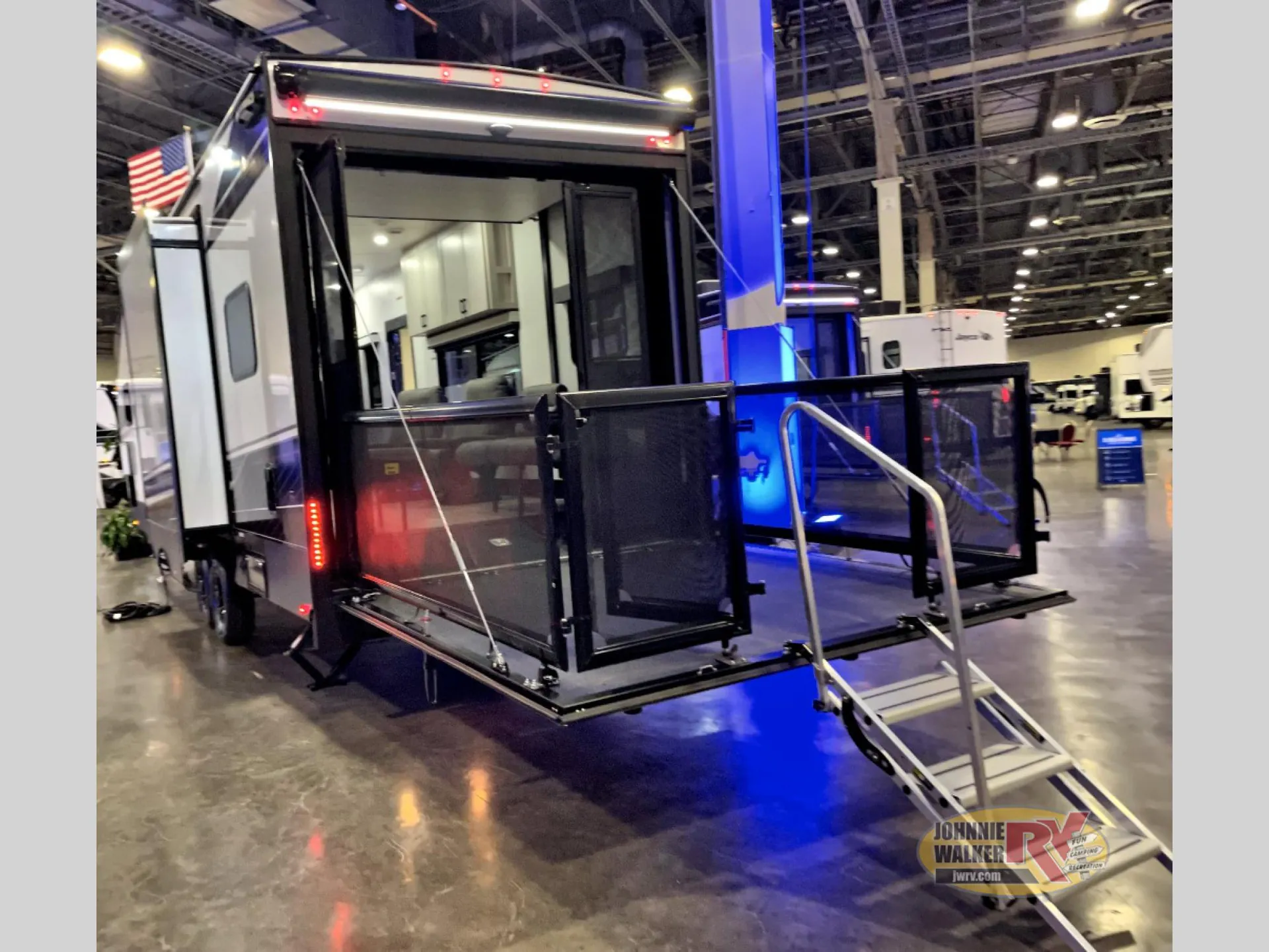2027 Jayco Seismic 286 - Photo 3