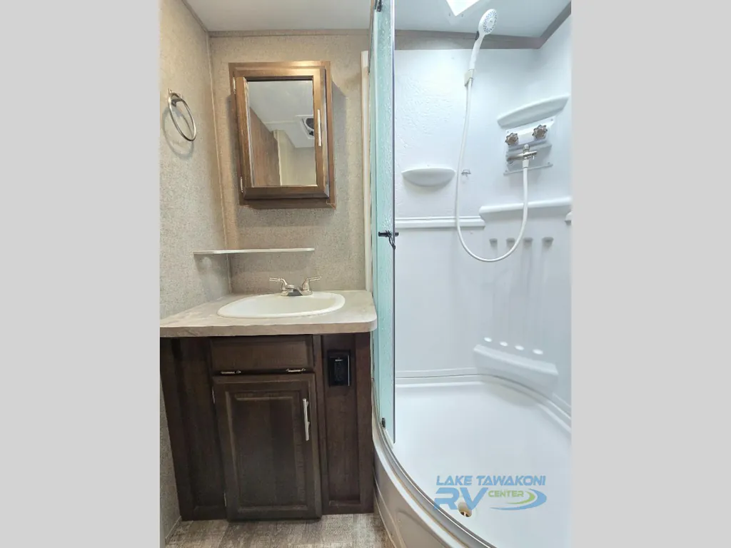 2020 Forest River Rockwood Ultra Lite 2902SW, Photos photo 17