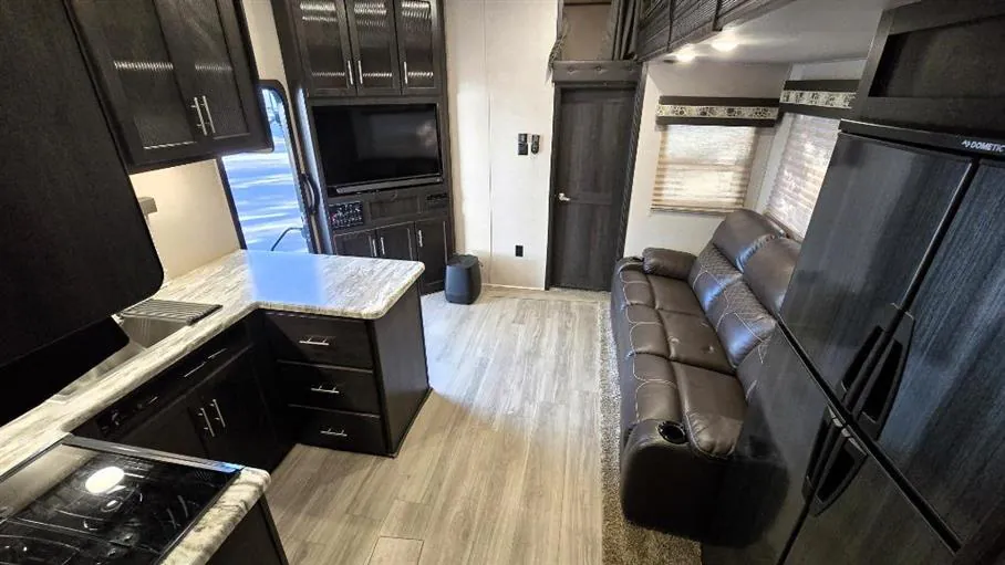 2019 Forest River XLR Nitro 37VL5, Photos photo 28