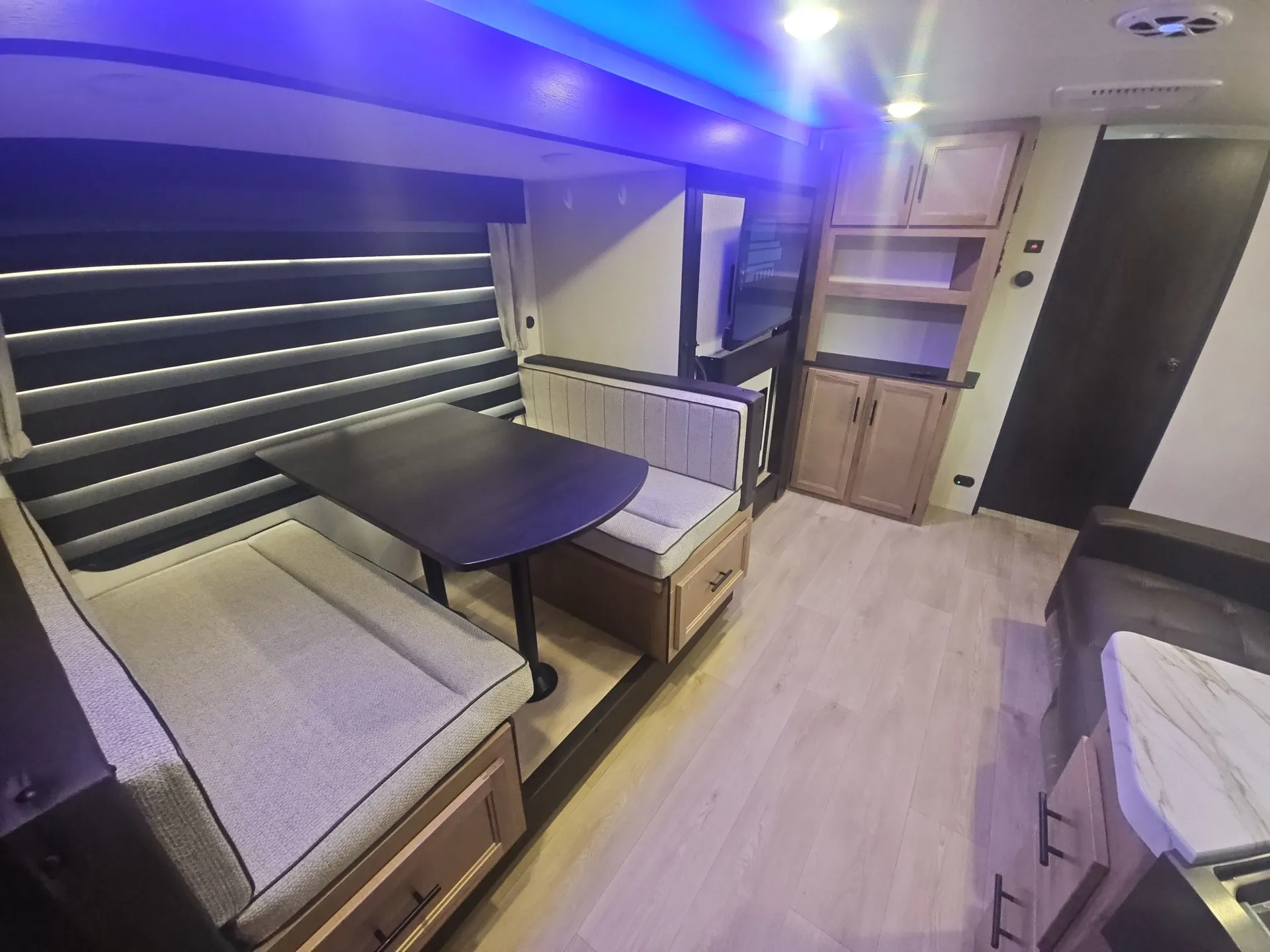 2025 Forest River Cherokee Grey Wolf 26SS — living area main