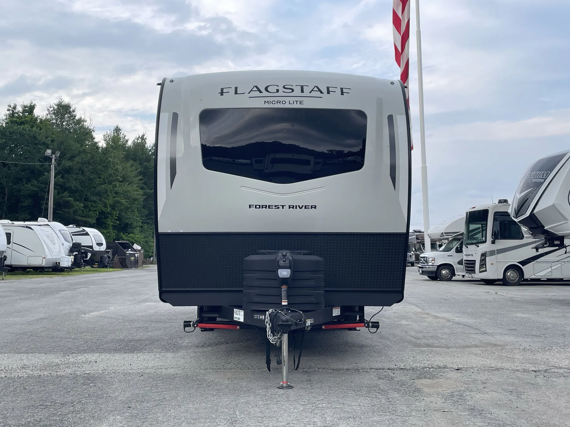 2027 Forest River Flagstaff Micro Lite 25BRDS — front
