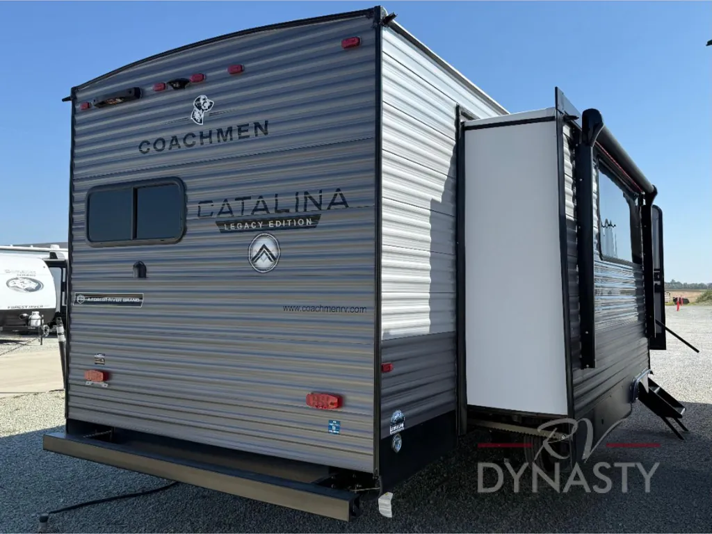 2026 Coachmen Catalina Legacy Edition 323MAZE, Photos photo 5