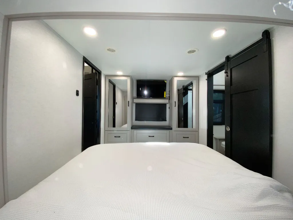 2026 Jayco North Point 395DSDB, Photos photo 21