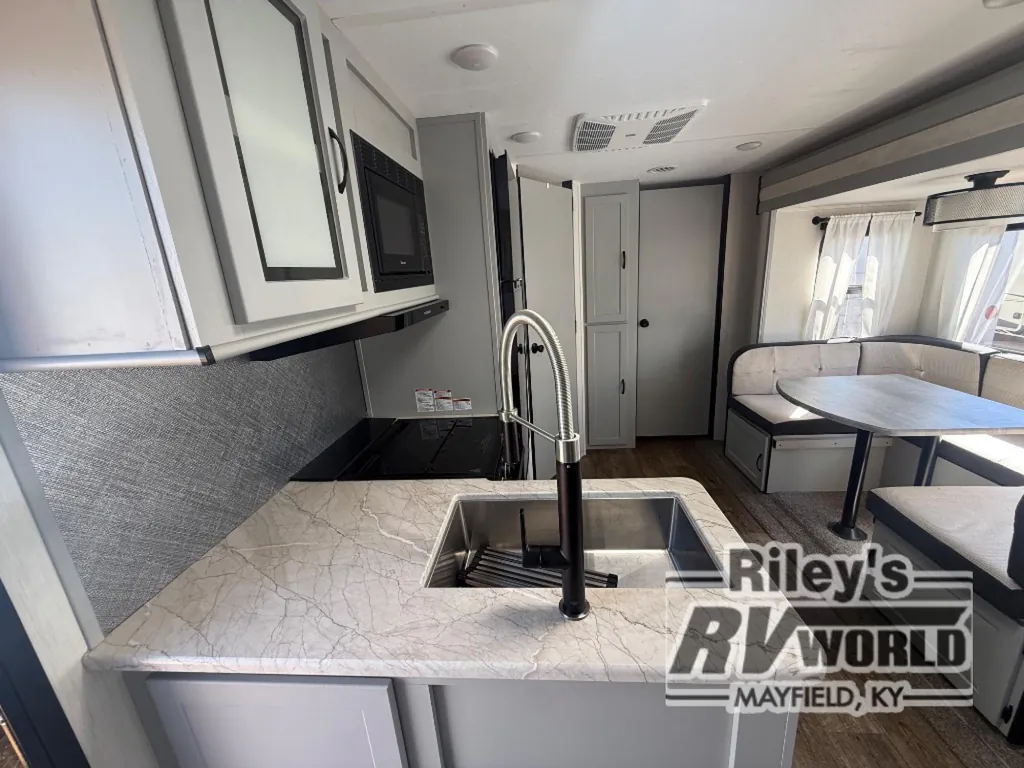 2022 Forest River Vibe 32BH, Photos photo 12