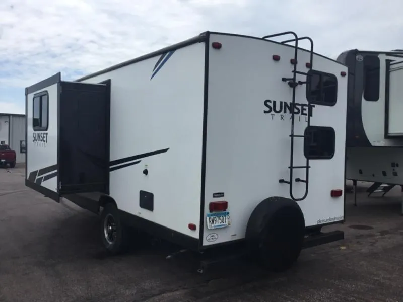 2021 CrossRoads RV Sunset Trail 188BH - Photo 3