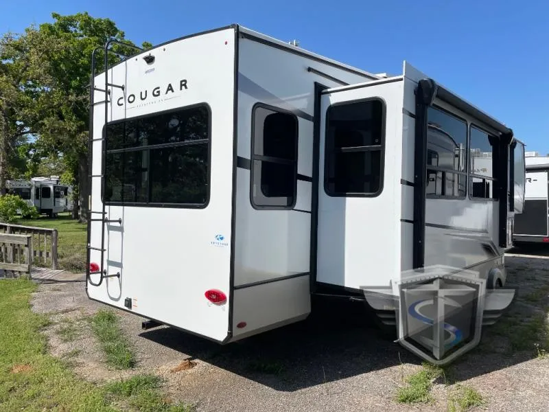 2025 Keystone Cougar 355FBS - Photo 3
