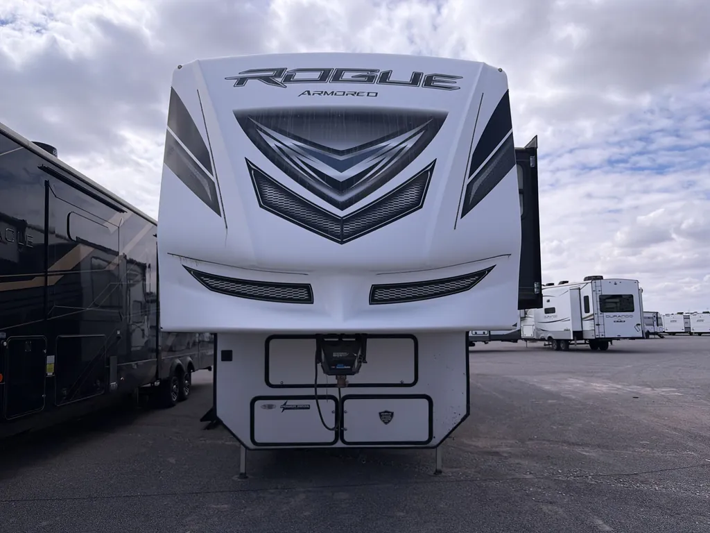 2021 Forest River Vengeance Rogue Armored 351G2, Photos photo 4