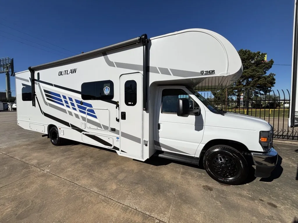 2026 Thor Motor Coach Outlaw Toy Hauler - Main photo