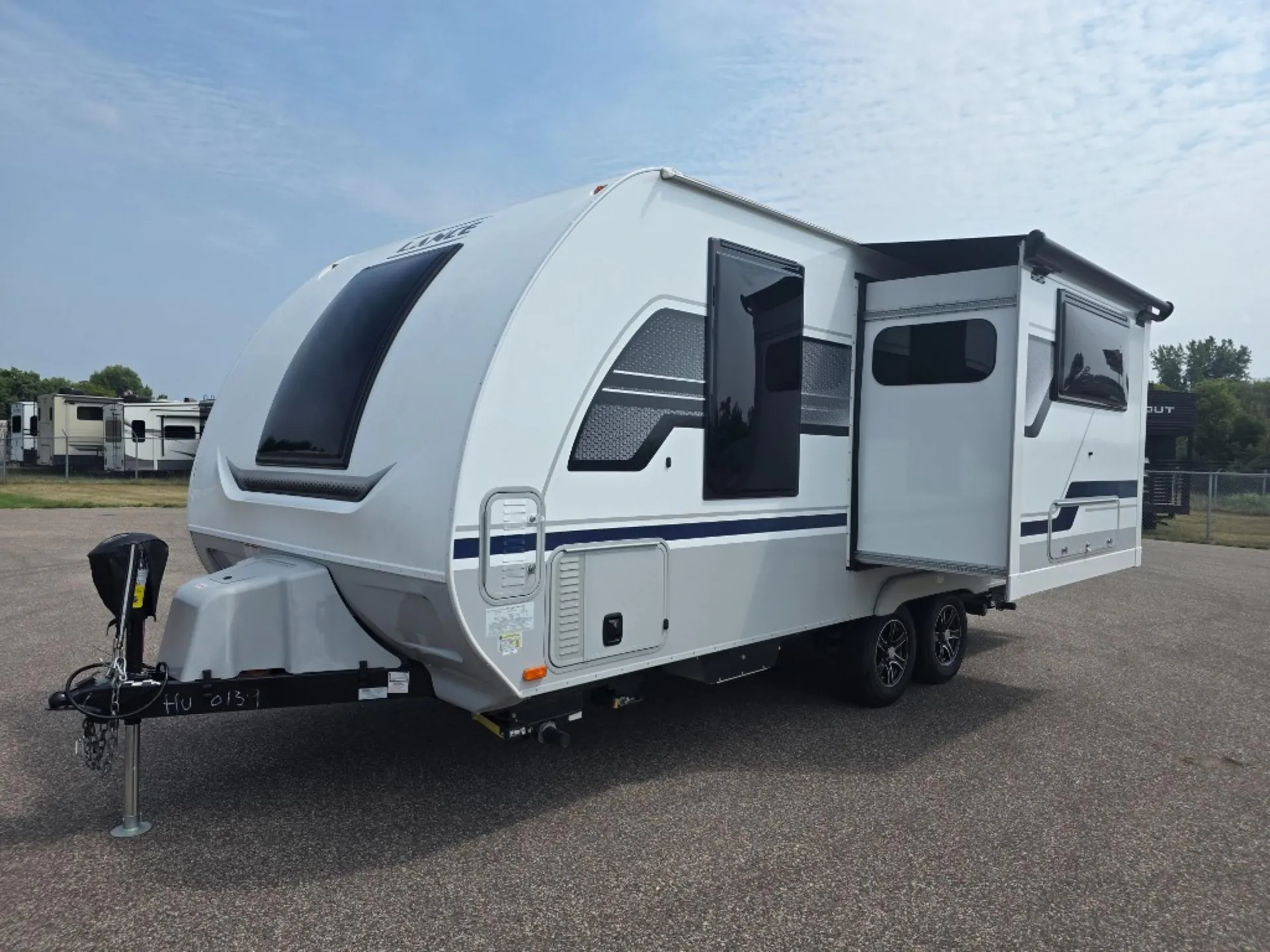 2024 Lance Lance Travel Trailers Used 1995 for sale in Andover, MN