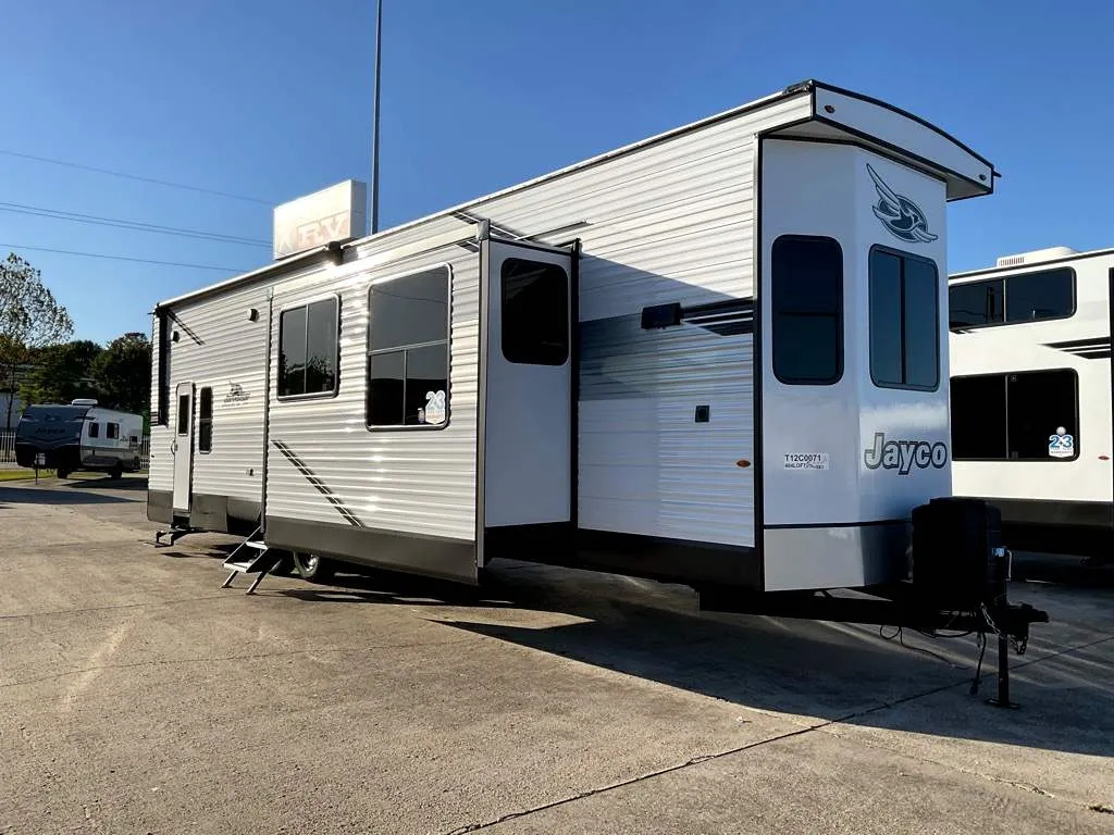 2026 Jayco Jay Flight Bungalow 404LOFT DS - Photo 2