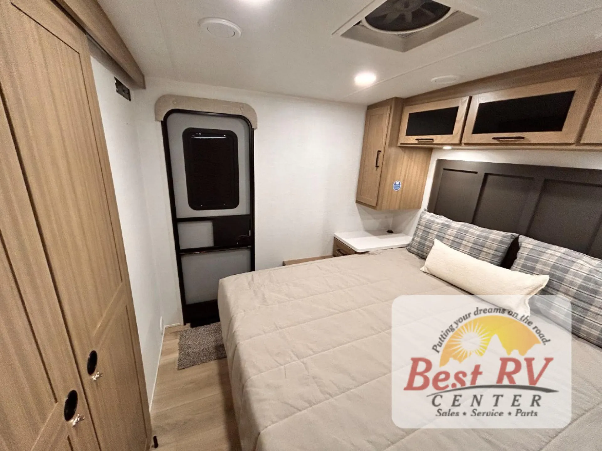 2027 Forest River Rockwood Mini Lite 2506FK - Photo 3