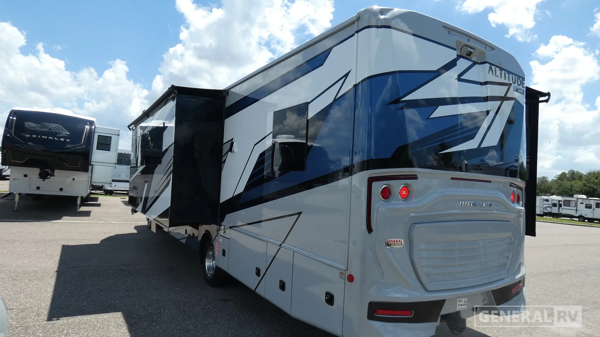 2026 Fleetwood Altitude 36CS - Photo 4