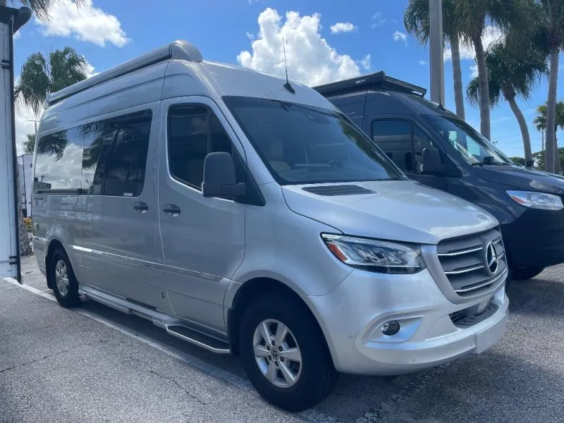 2020 Airstream INTERSTATE TOMMY BAHAMA - Main photo