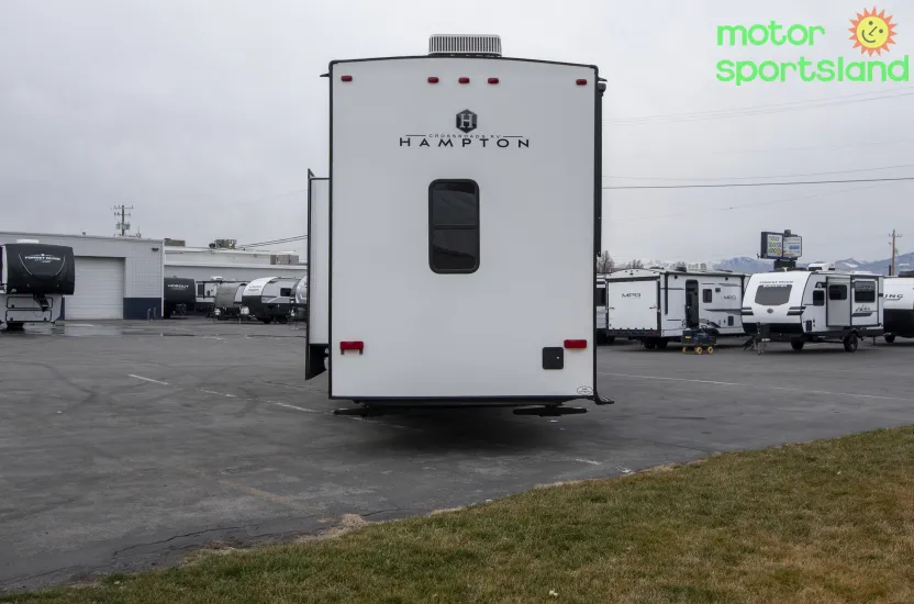 2026 Keystone Hampton 410 - Photo 4