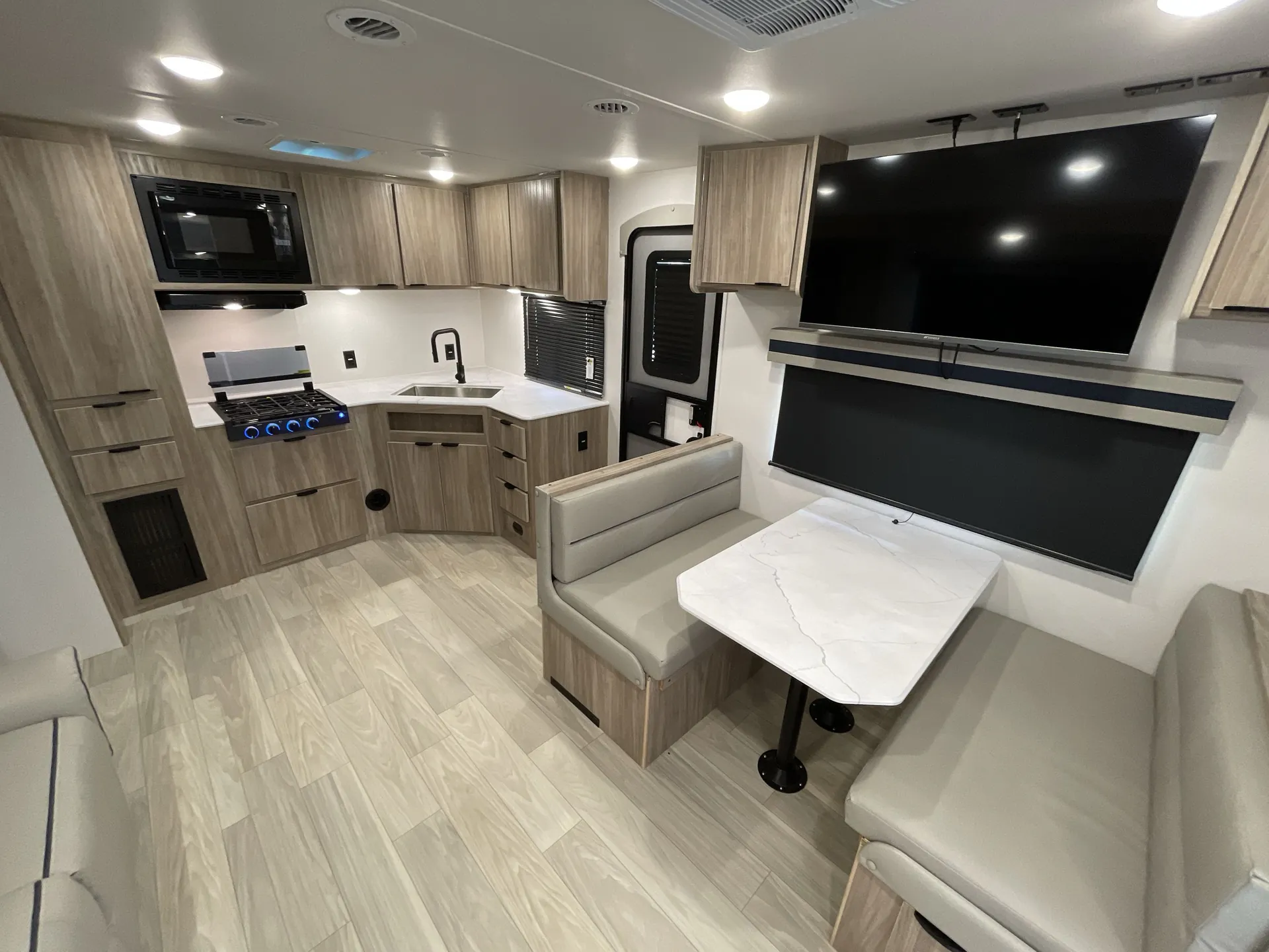 2024 Winnebago Access 28FK — living area main
