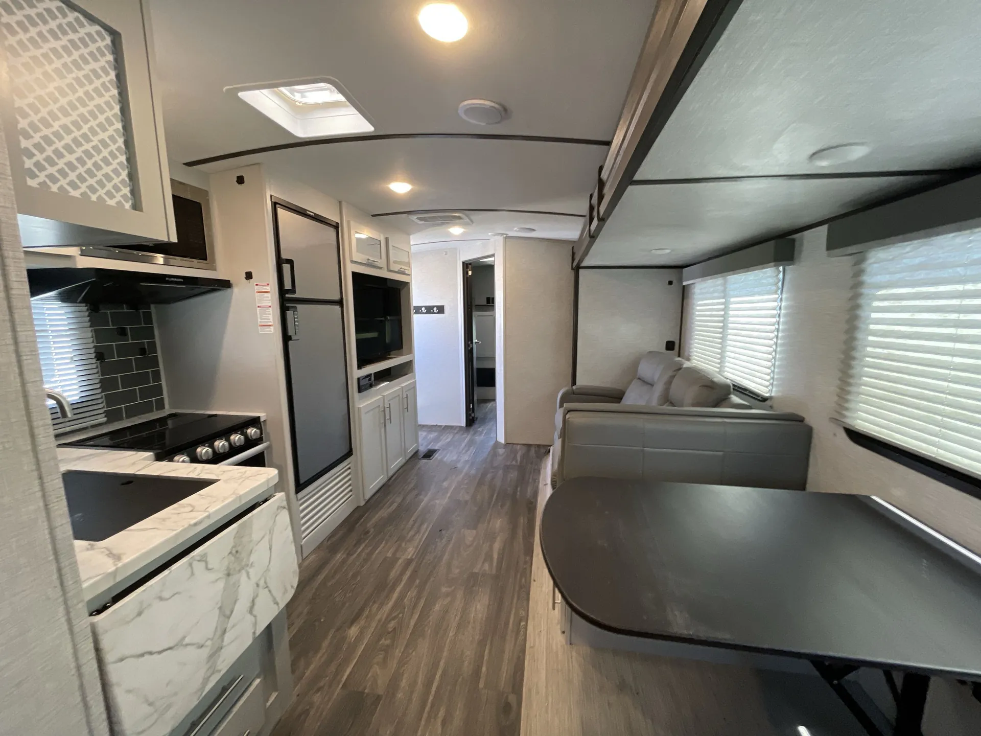 2021 Keystone Bullet 331BHS — living area main
