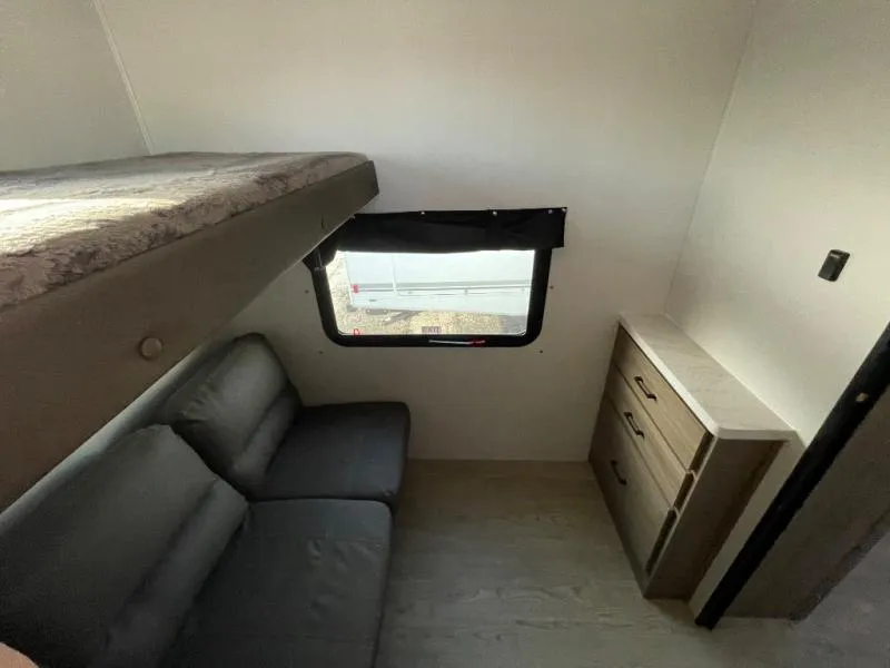 2026 Coachmen Freedom Express Select 30SE, Photos photo 38