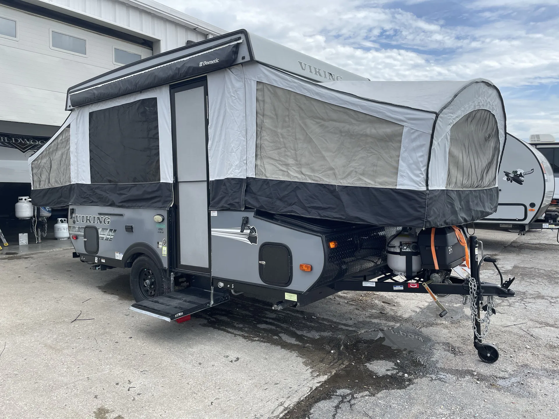2020 Coachmen Viking Epic 2108 ST - Photo 2