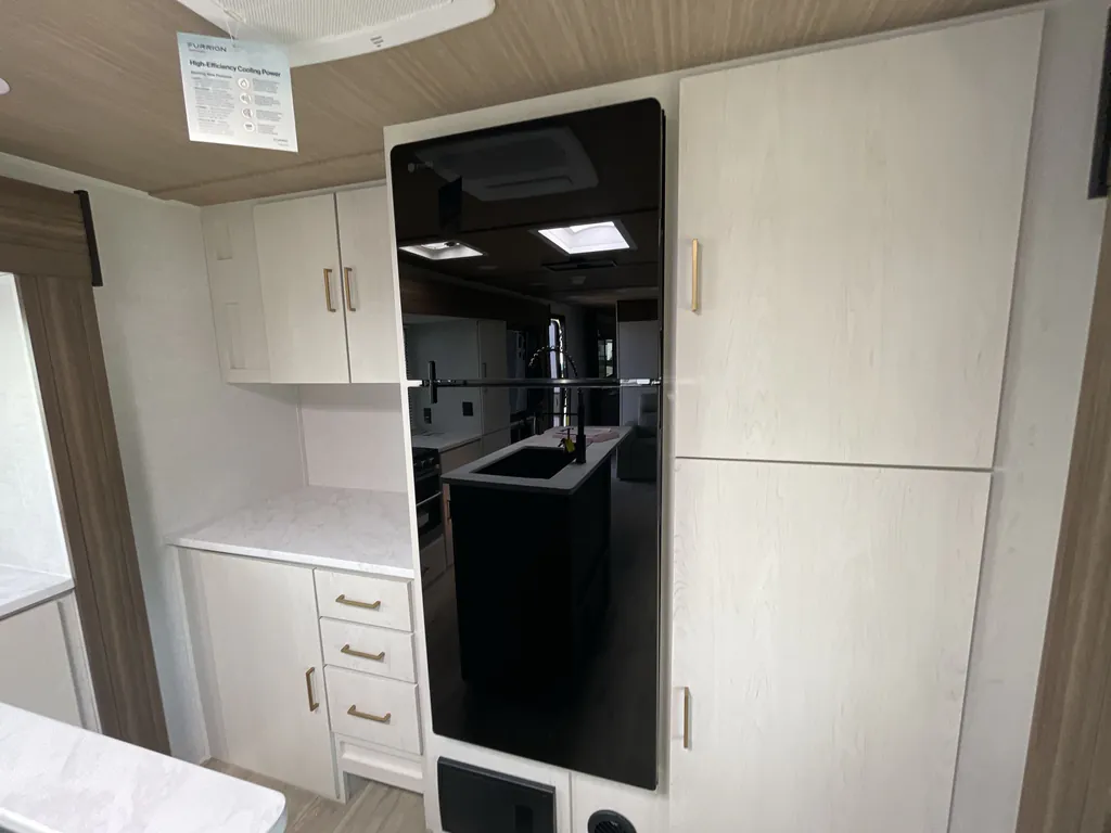 2026 Forest River Vibe 3400XL, Photos photo 8