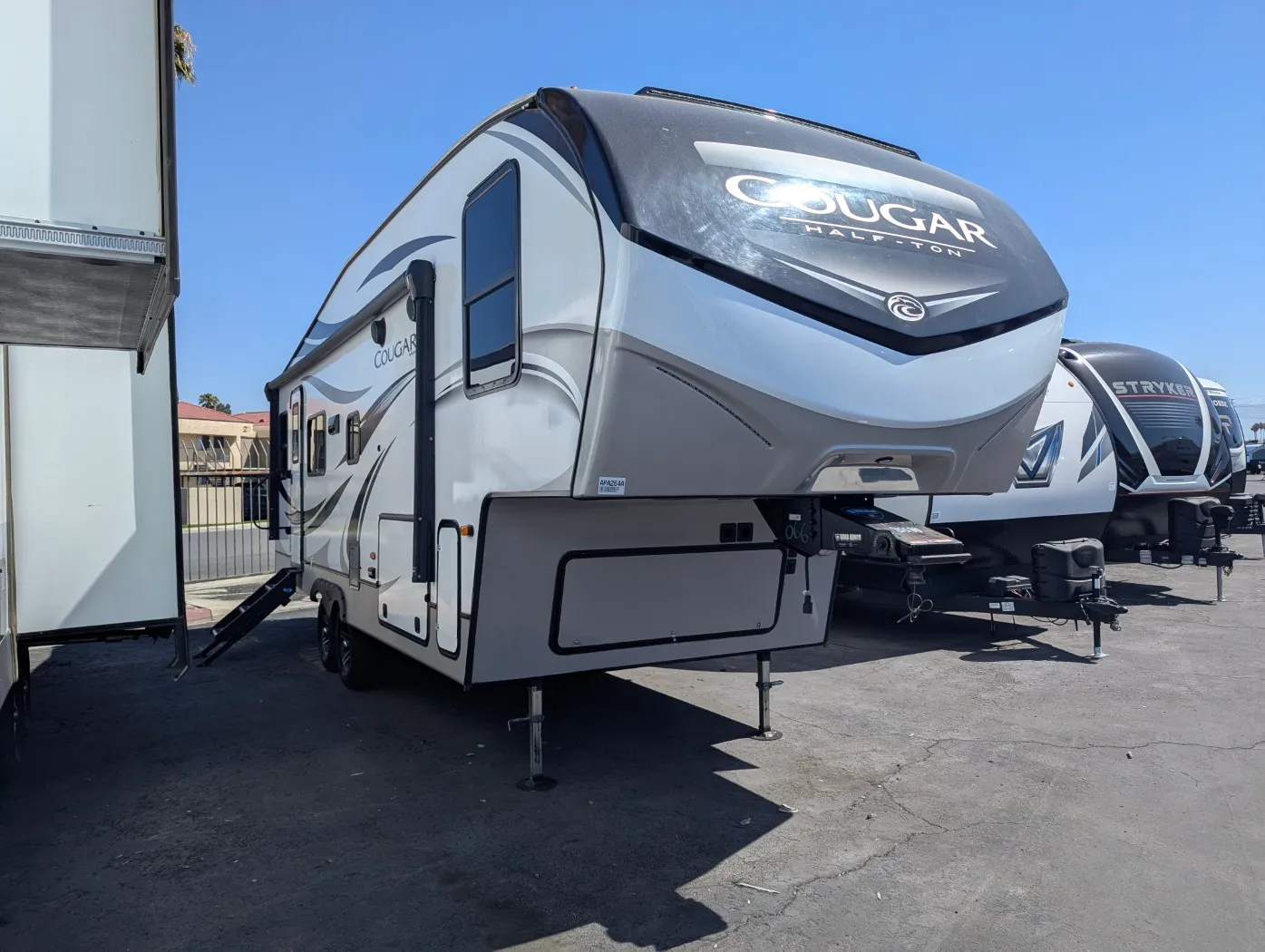 2021 Keystone Cougar Half-Ton 24RDS - Photo 2