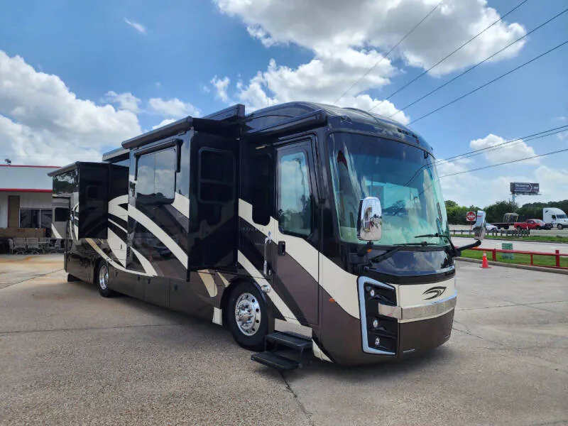 2019 Entegra Coach Insignia 37MB - Photo 2