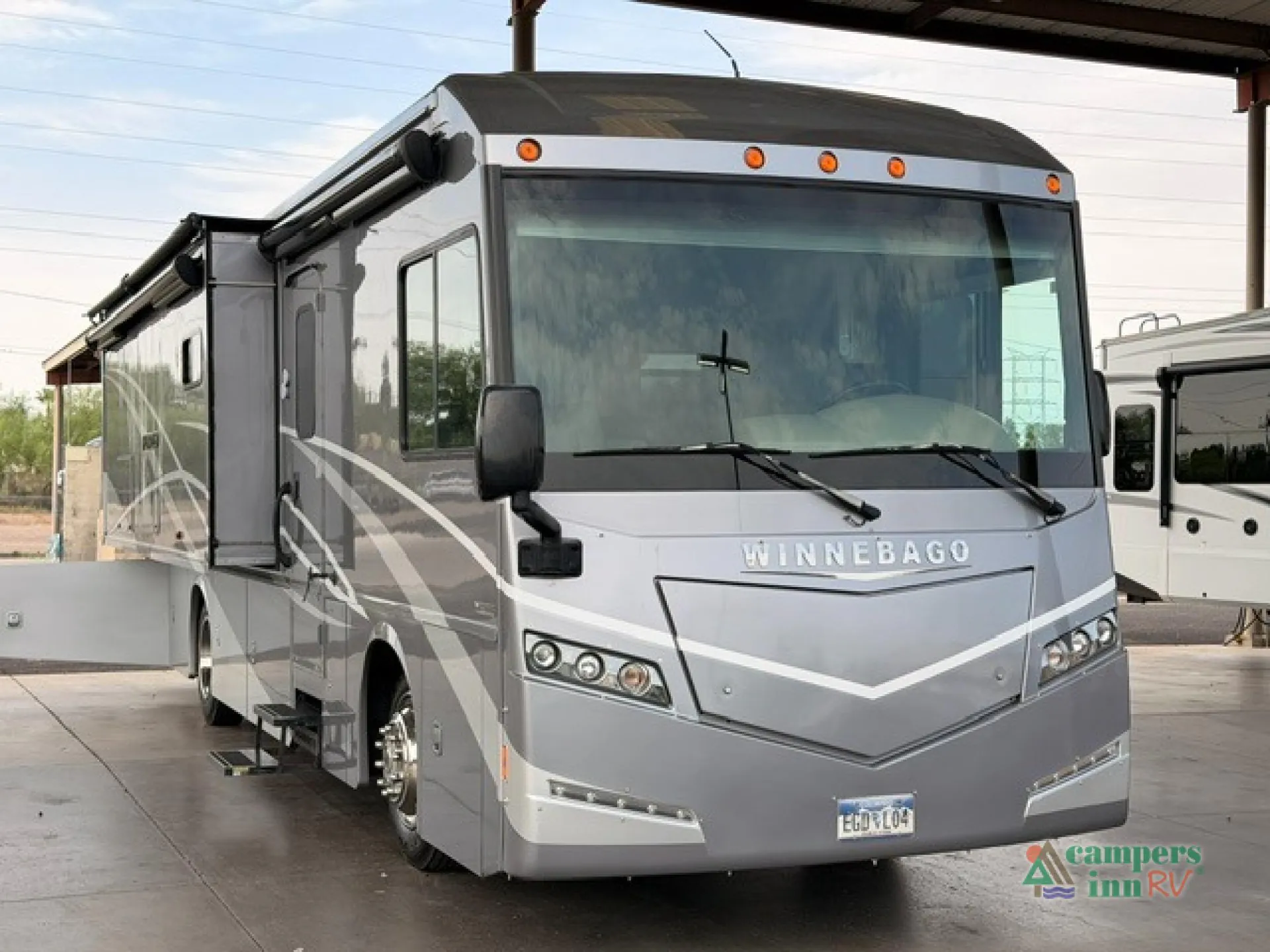 2017 Winnebago Forza 34T - Photo 2