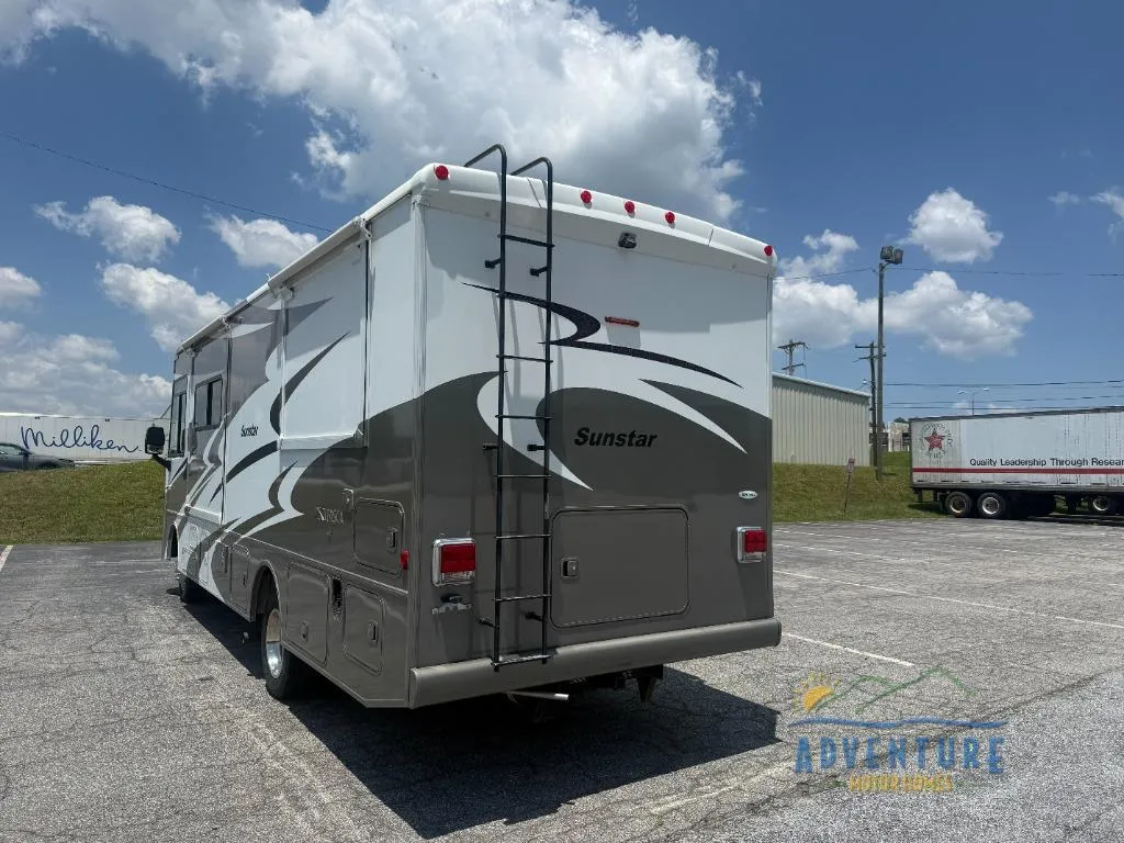 2013 Itasca Sunstar 27N - Photo 2