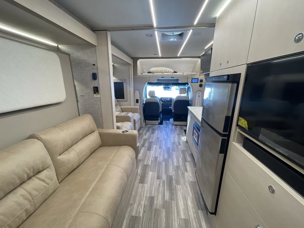 2026 Tiffin Wayfarer 25 XRW, Photos photo 9