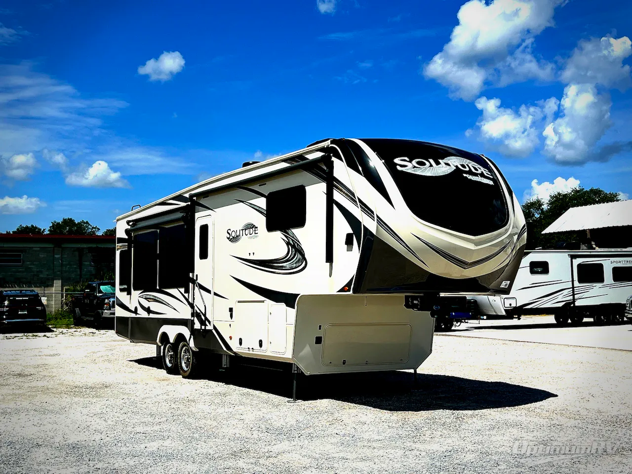 2021 Grand Design Solitude 310GK dealer photo 1 from Optimum RV