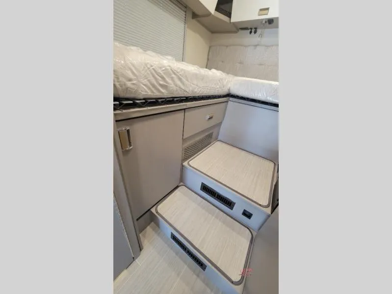 2026 Winnebago View 24R - Photo 4