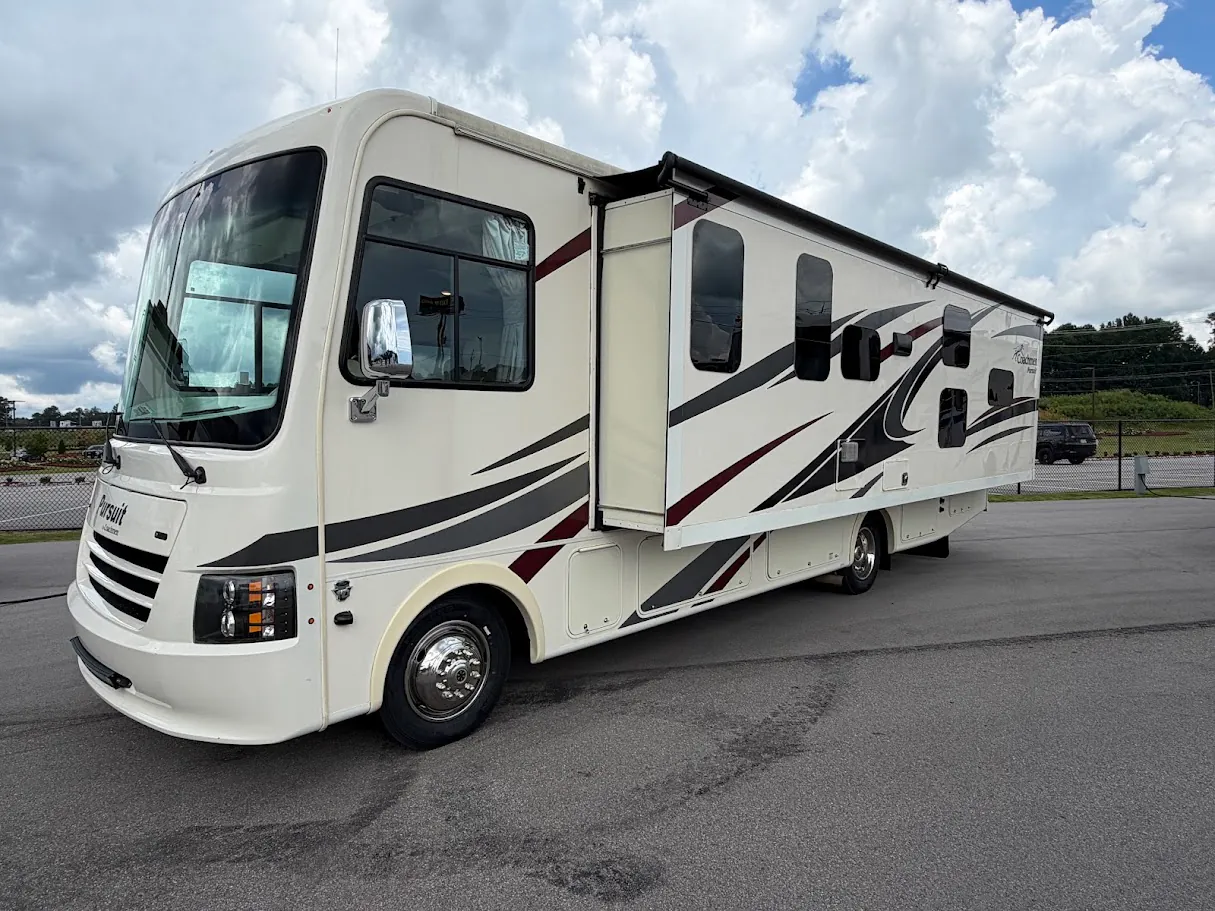 2019 Coachmen Pursuit 27DS - Photo 4